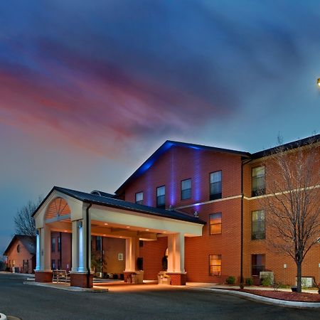 Holiday Inn Express & Suites Batesville By Ihg Luaran gambar