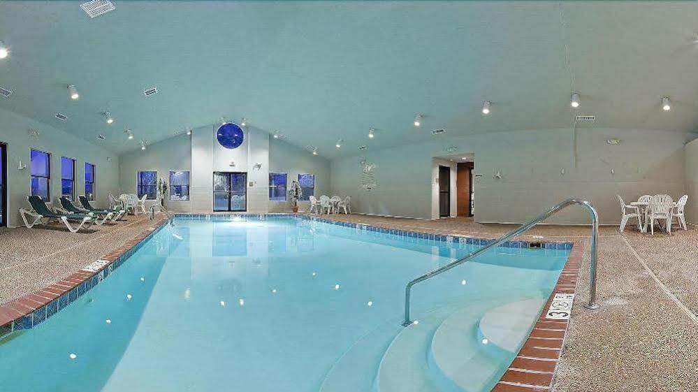 Holiday Inn Express & Suites Batesville By Ihg Luaran gambar