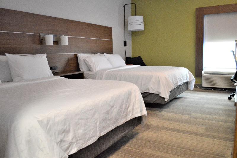 Holiday Inn Express & Suites Batesville By Ihg Luaran gambar